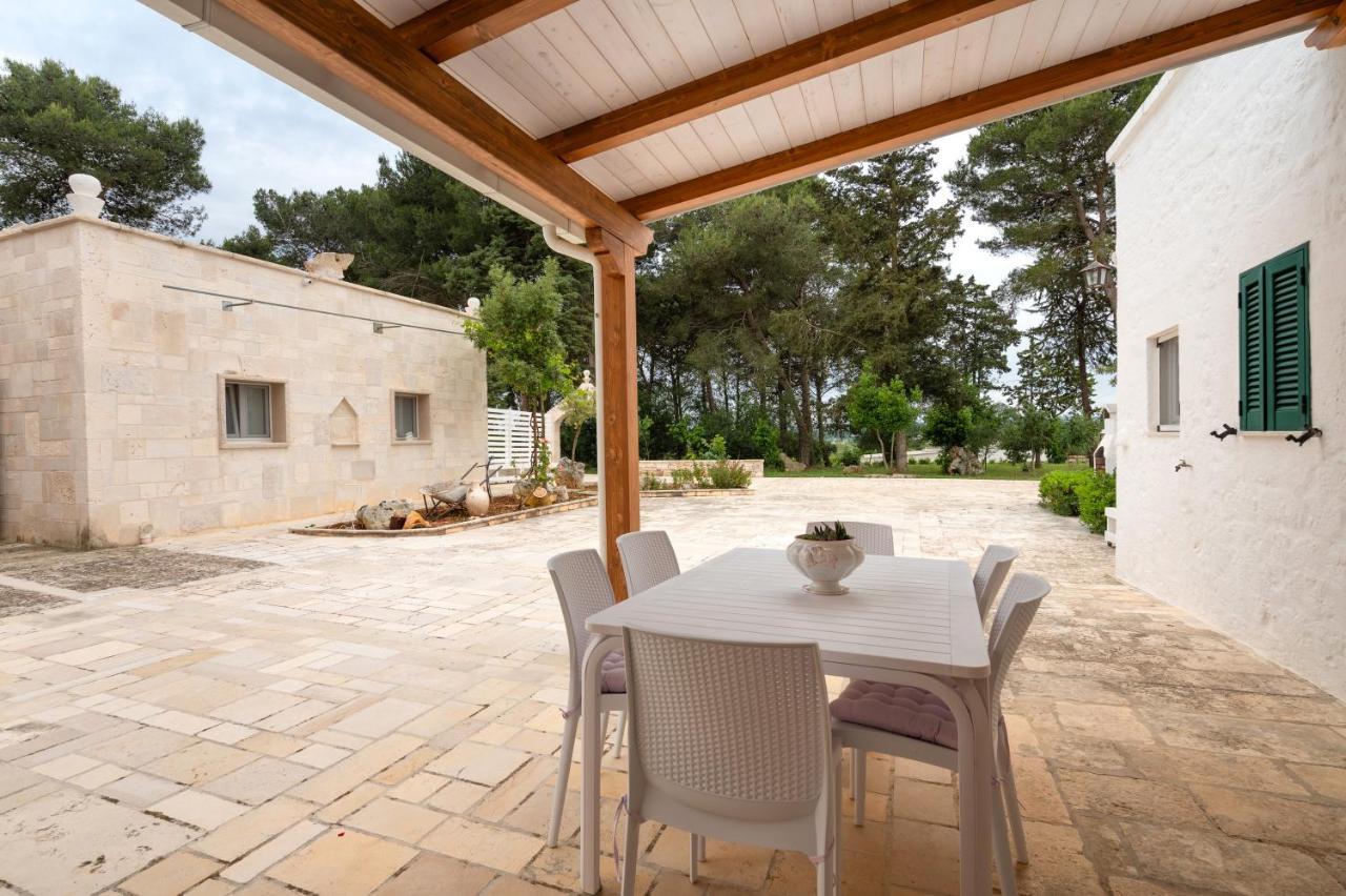 Trullo Il Focolare In Masseria Cisternino Exterior foto